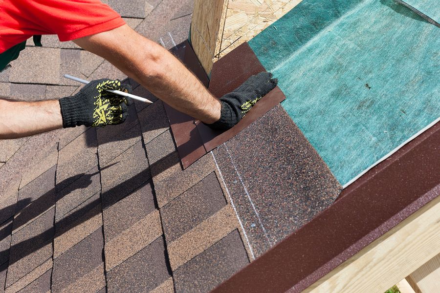 How Roofs Work and how are they installed with asphalt shingles