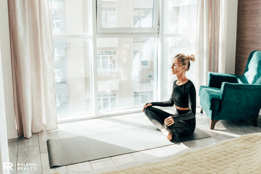 Meditation at home as a way to promote mental health, healing and mindfulness