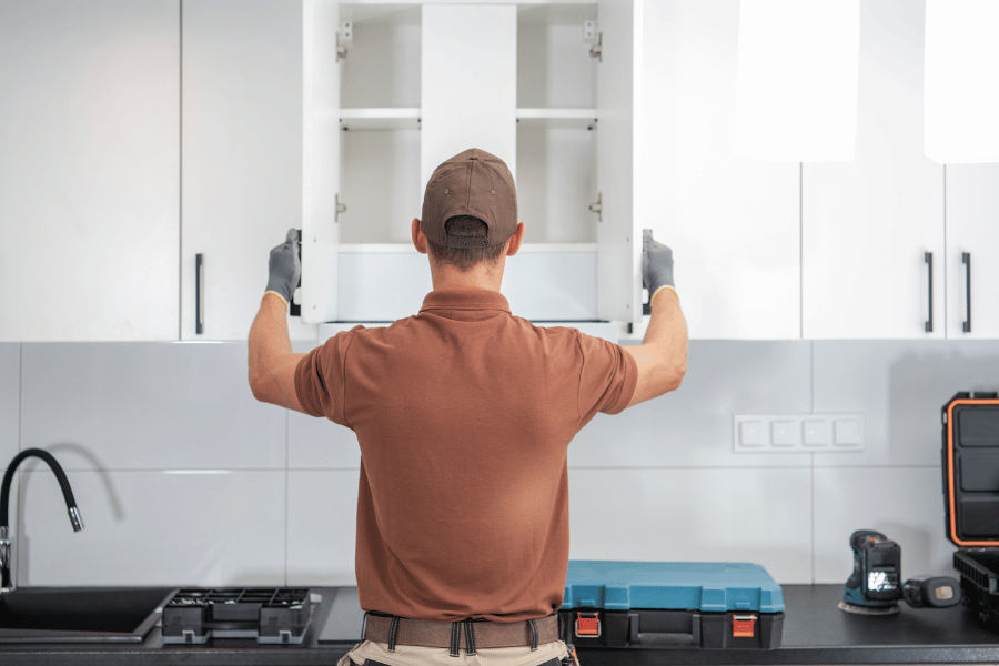 10 Tips for a Kitchen Cabinet Facelift