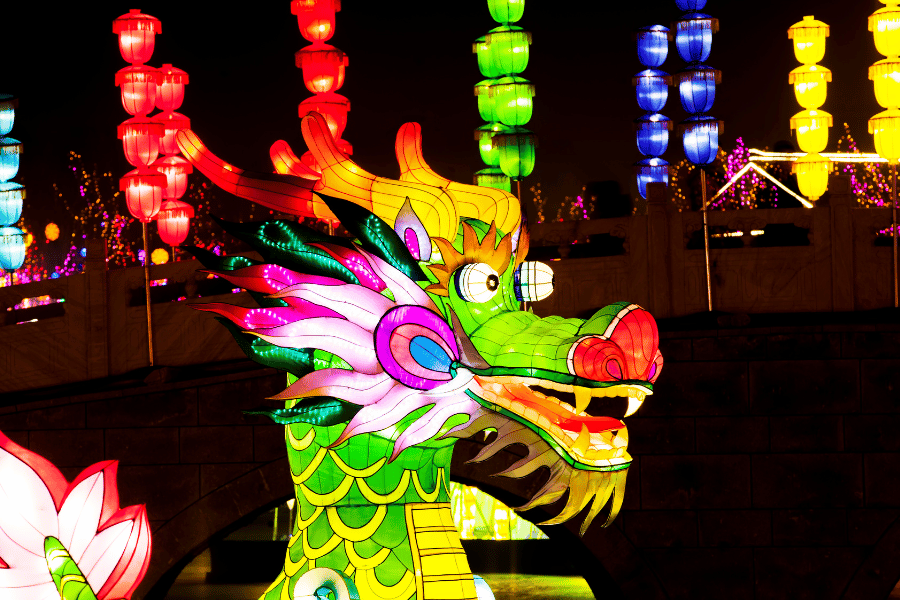 Experience the amazing displays and performances at the Chinese Lantern Festival