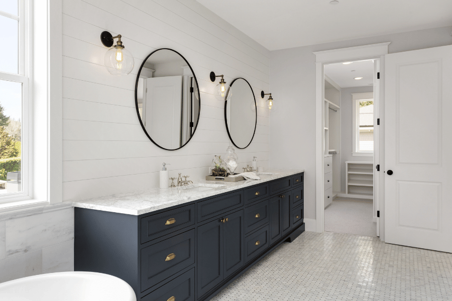 clean and beautiful bathroom ready for real estate photography