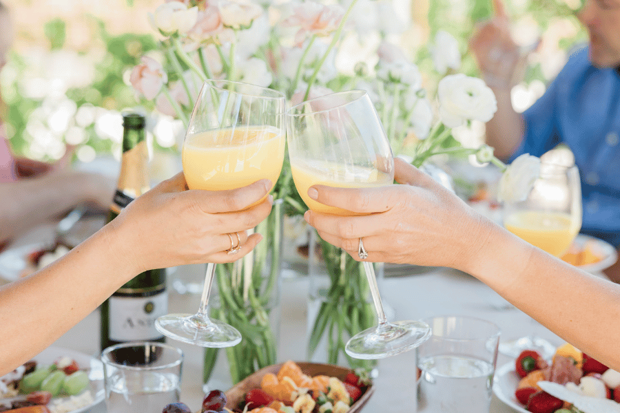 Enjoy delicious mimosas at these best brunch spots