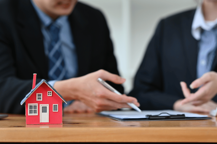 Talking with mortgage lenders 