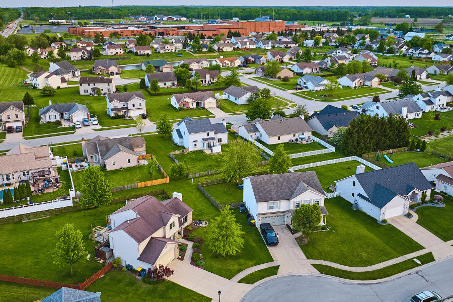 Maintained HOA Neighborhood overview of homes